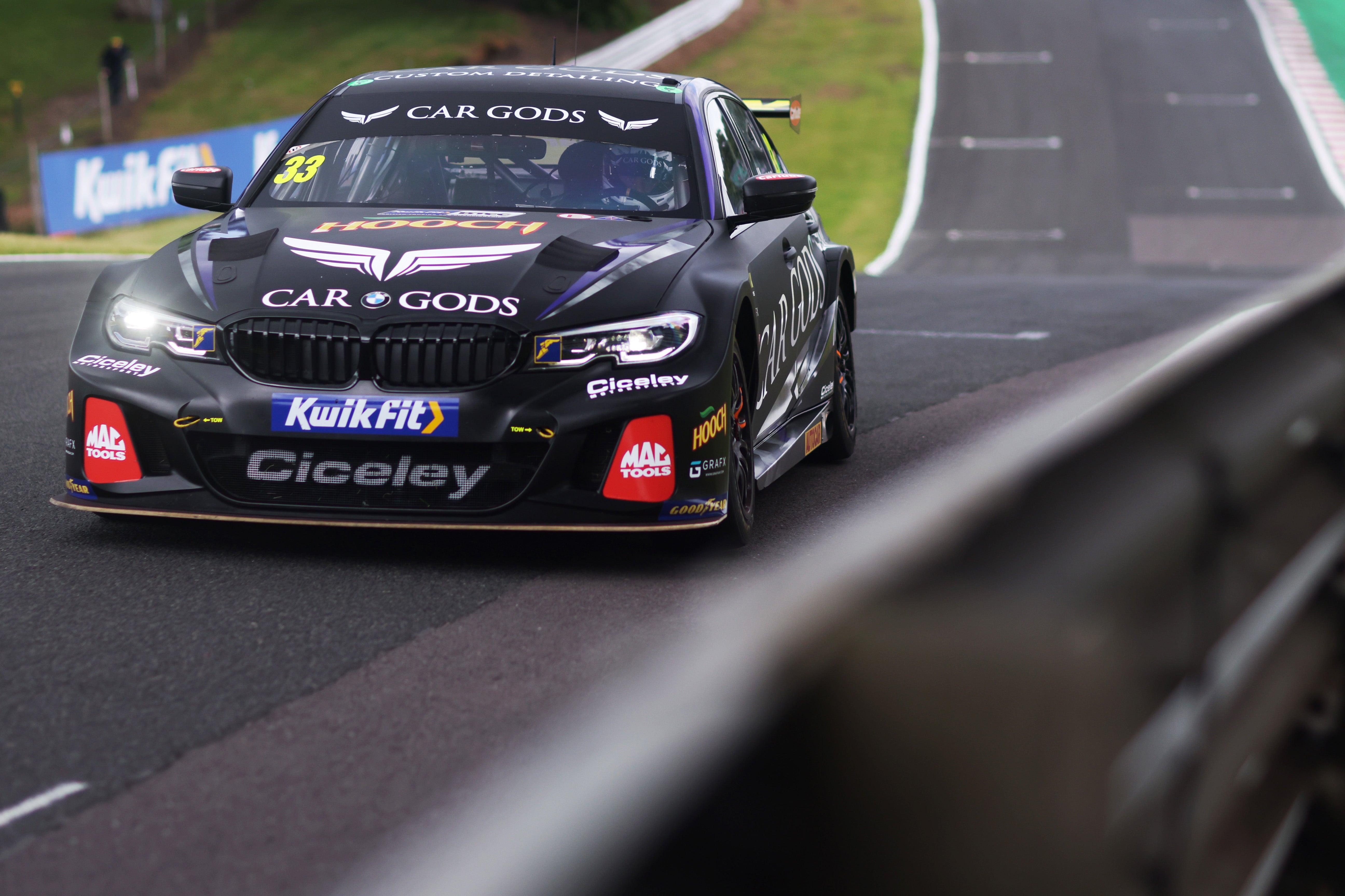 Hard Luck On Home Soil - Oulton Park BTCC Fourth Race Results