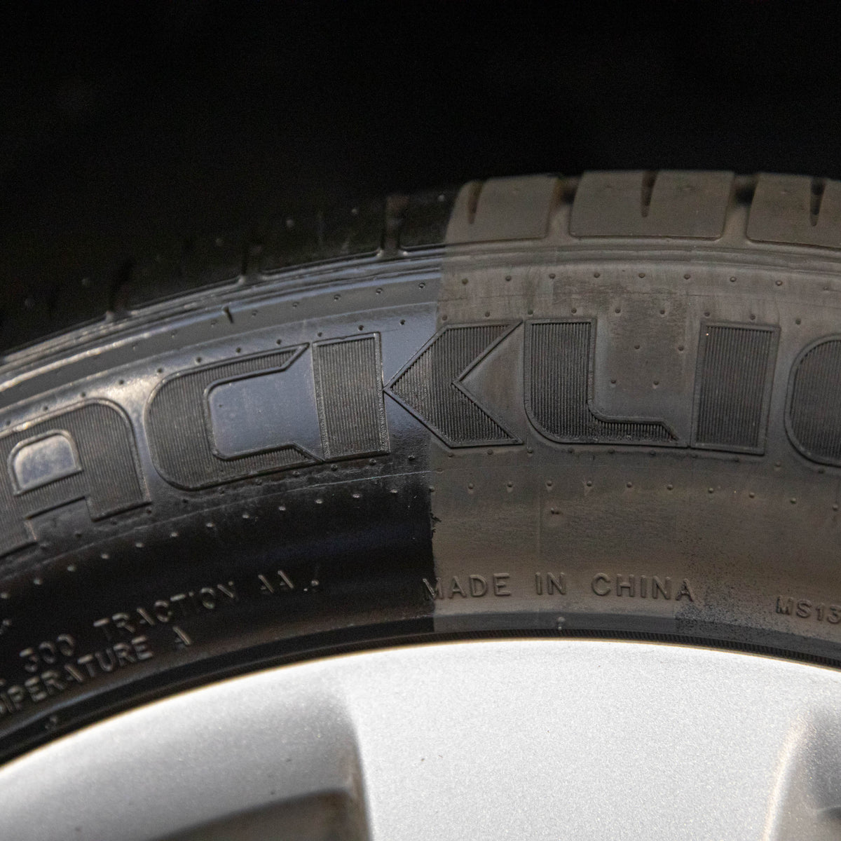 Black Tyre Glaze - 500ml
