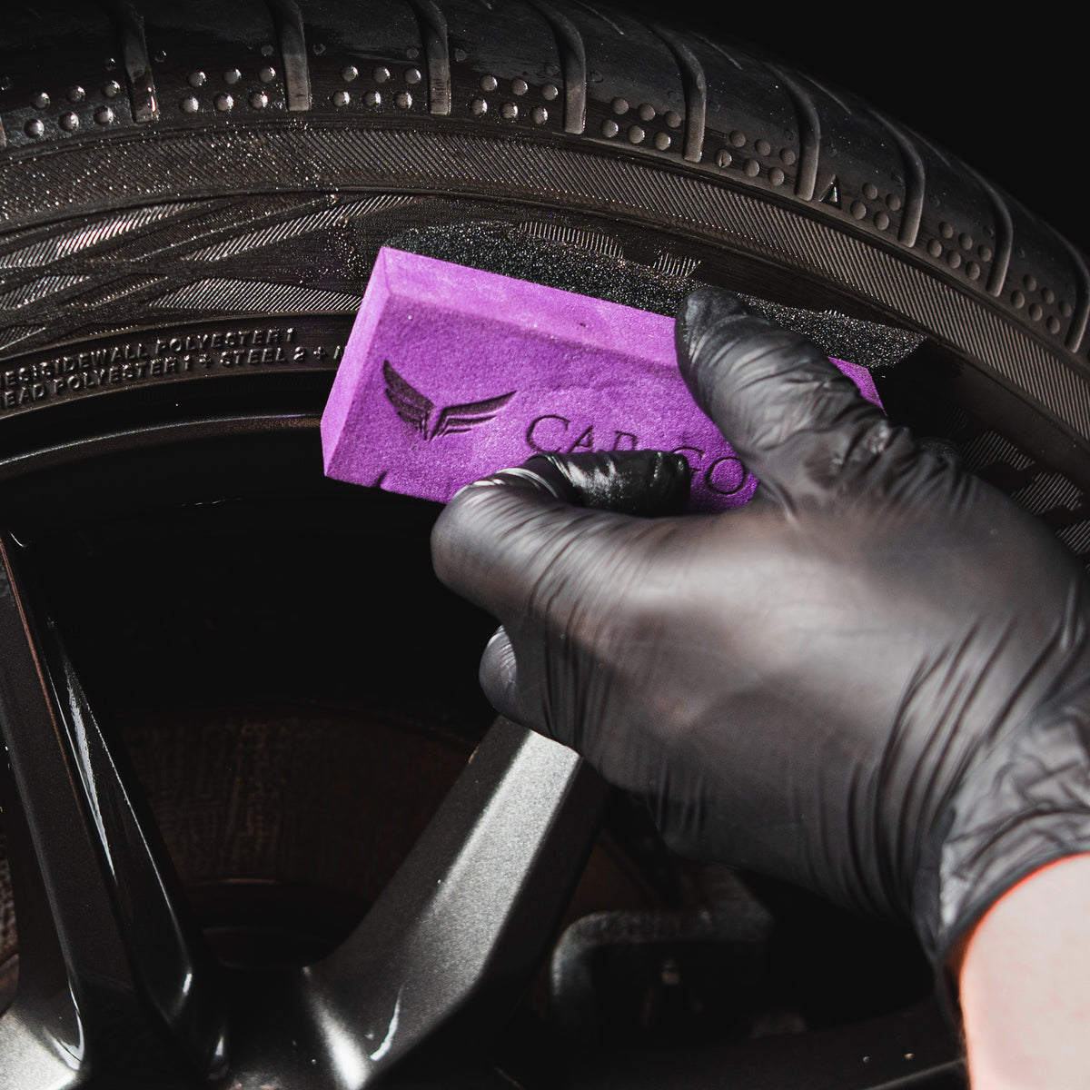 Trim & Tyre Applicator