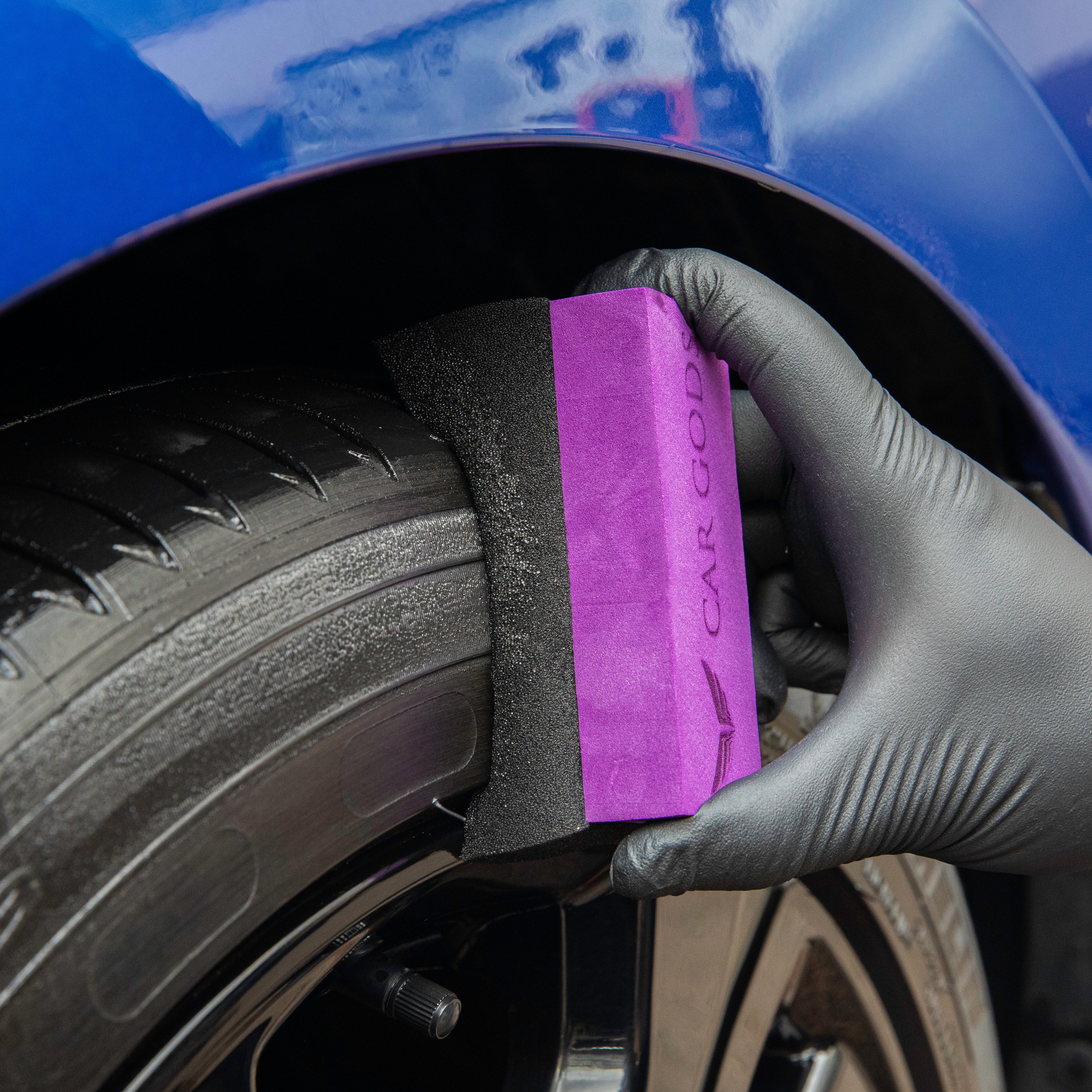 Applying Tyre dressing to a Honda tyre